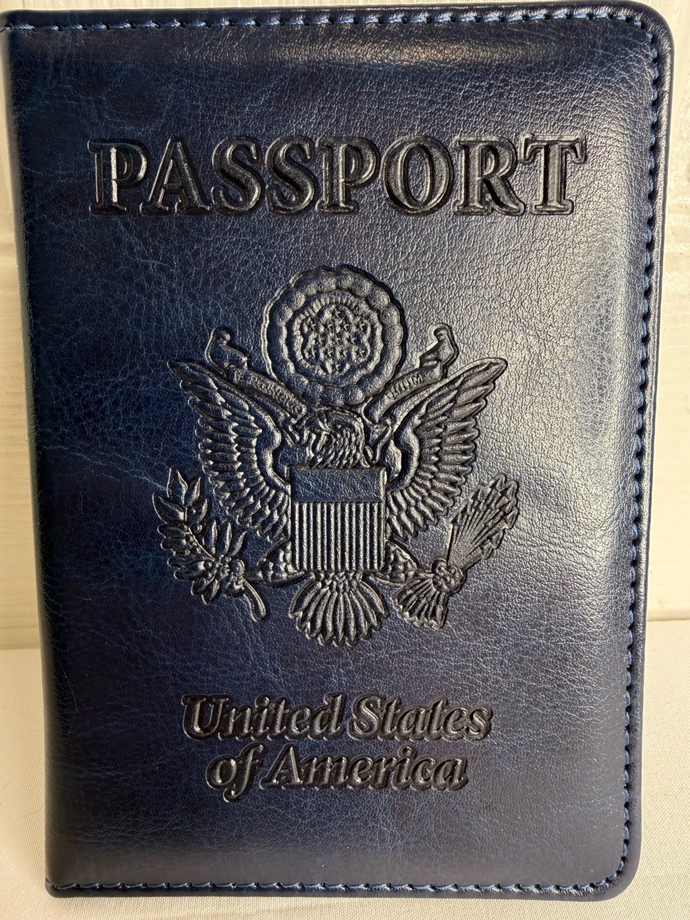 PASSPORT USA PASSPORT FOLDING ID HOLDER/CASE/ COVER